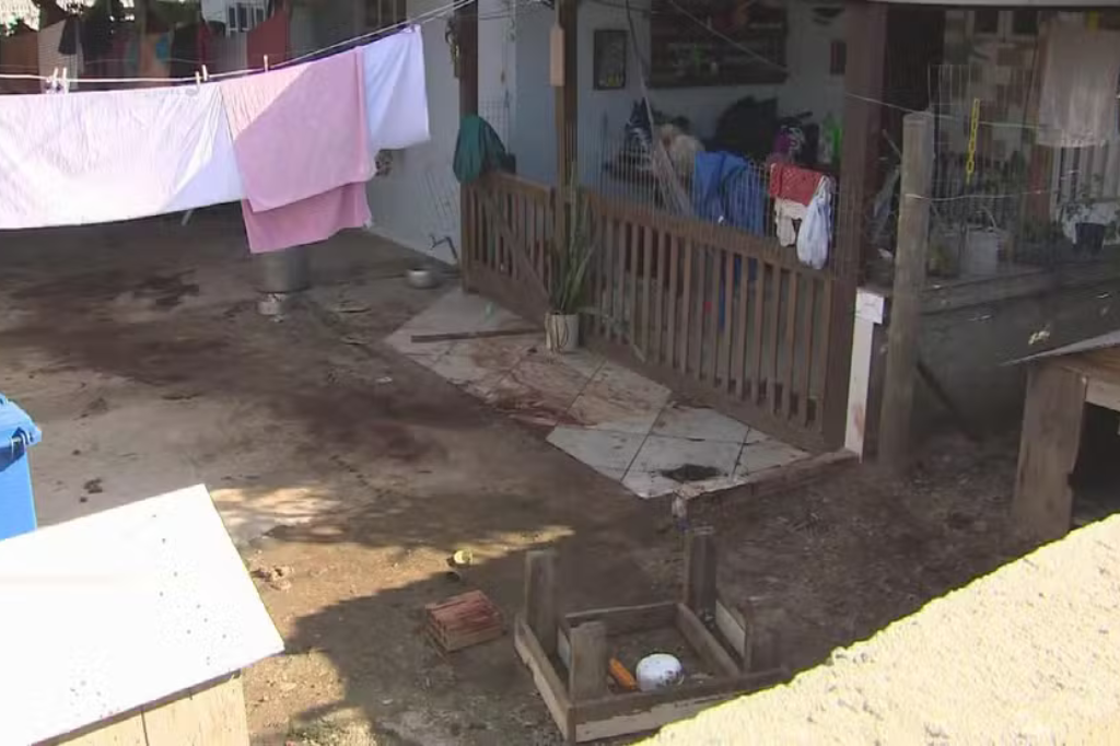 (Imagem Marcos Schmitt/Reprodução NSC TV) - Homem é morto por 4 pitbulls em Florianópolis