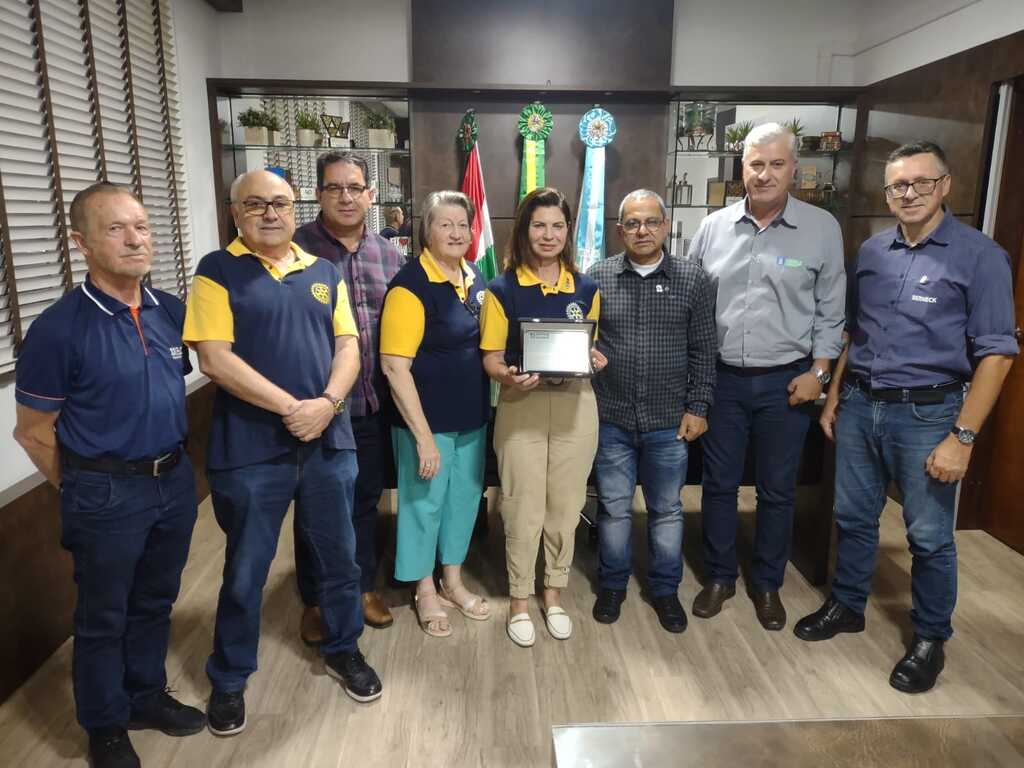 Rotary Club de Otacílio Costa foi homenageado pela Administração Municipal
