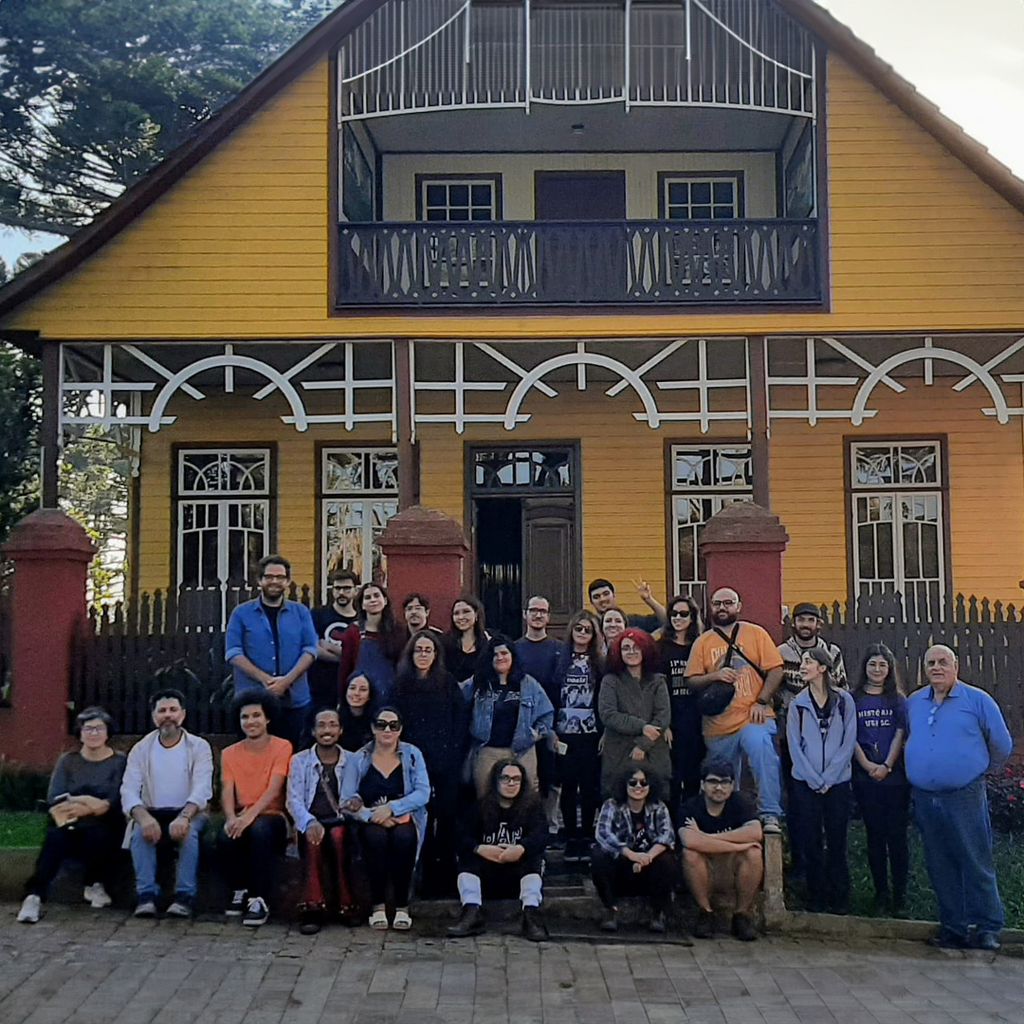 Estudantes de história da Udesc visitam o Casarão Domit