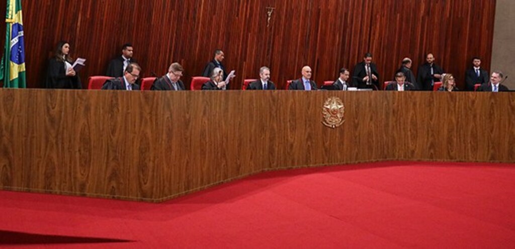 Plenário converte em diligência julgamento que envolve senador Jorge Seif Júnior (PL-SC)