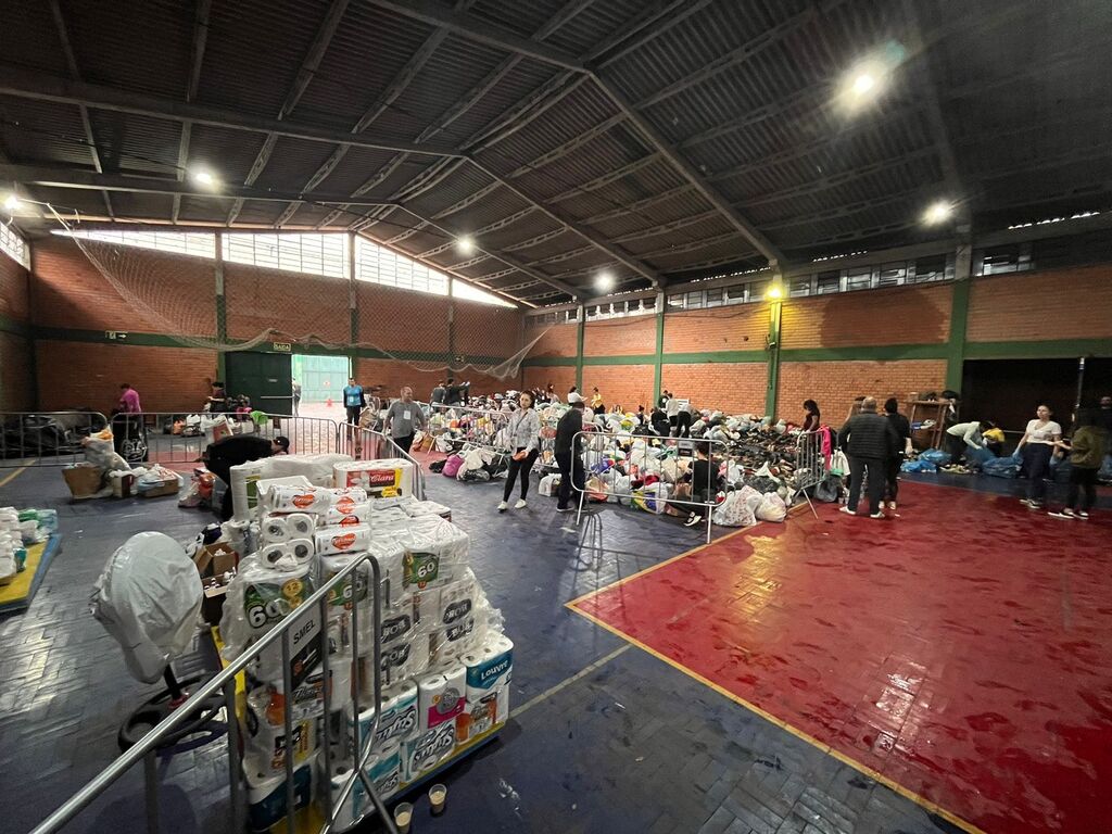 Santa Maria já arrecadou 12,5 toneladas de alimentos para as famílias desabrigadas