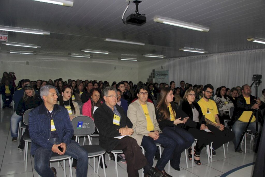 Depressão  foi tema de evento promovido pelo Jornal Correio Otaciliense e Instituto Sérgio Pinheiro