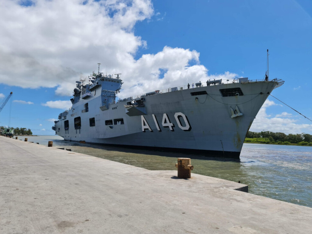 Maior navio de guerra da América Latina deve chegar em Rio Grande no sábado