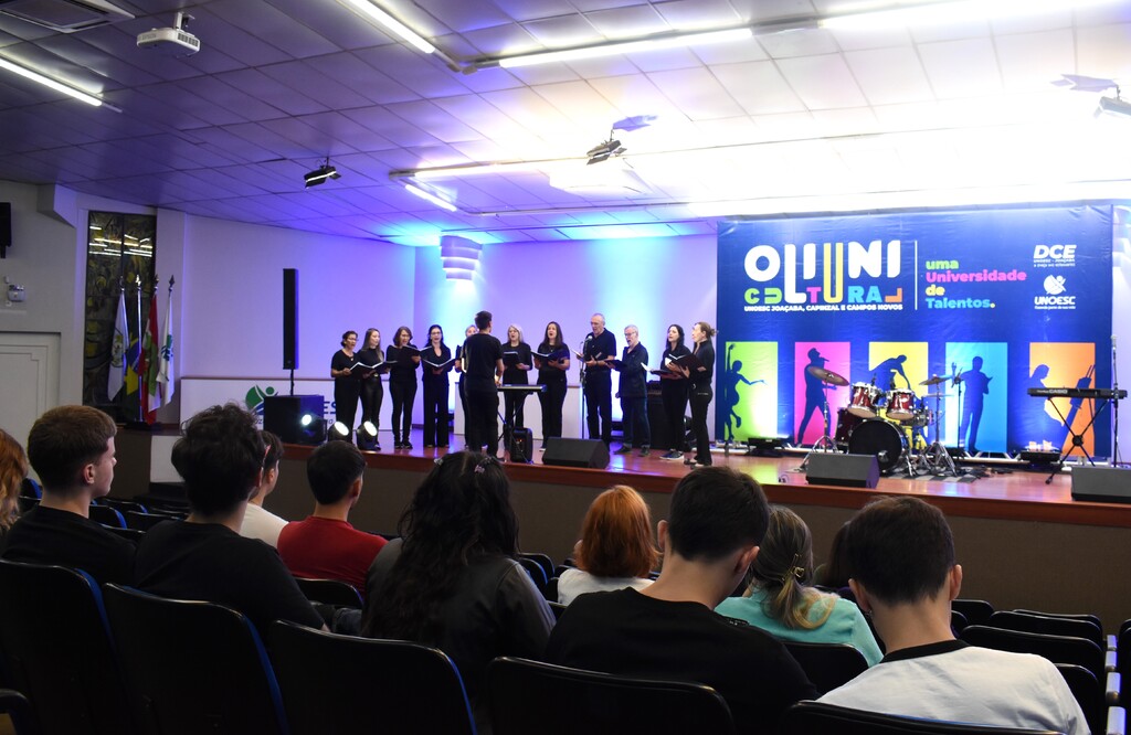 Oliuni Cultural reúne diversas expressões de arte na Unoesc Joaçaba
