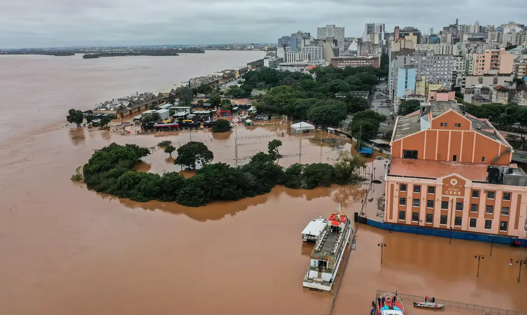 Chuvas intensas voltam a cair no RS, e governo alerta para evacuação