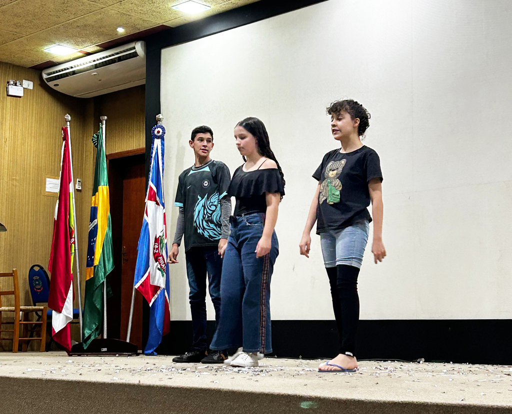 11° Festival de Poesia dia Escola Municipal Professora Amélia Poletto Hepp