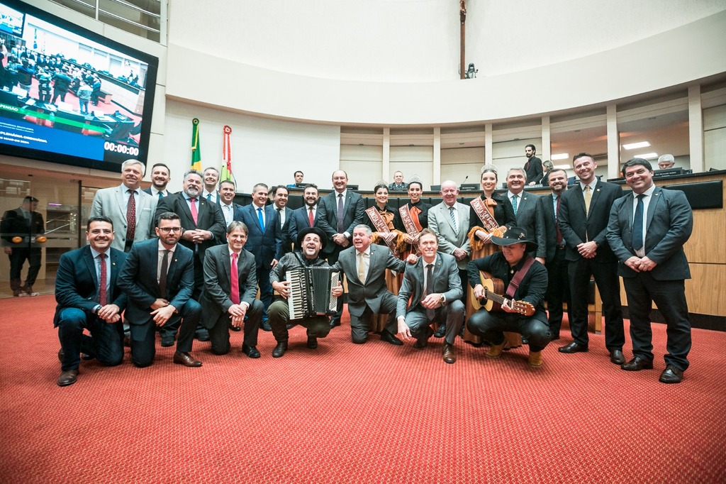  Lançamento da 34ª Festa Nacional do Pinhão agita ALESC