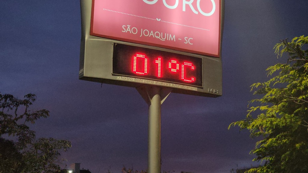 Geada e frio intenso são registrados na Serra Catarinense