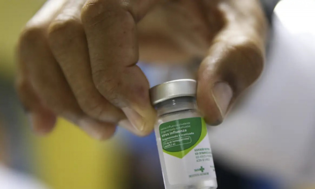 Unidades de saúde abrem no sábado para vacinação contra a gripe e pesagem do Bolsa Família