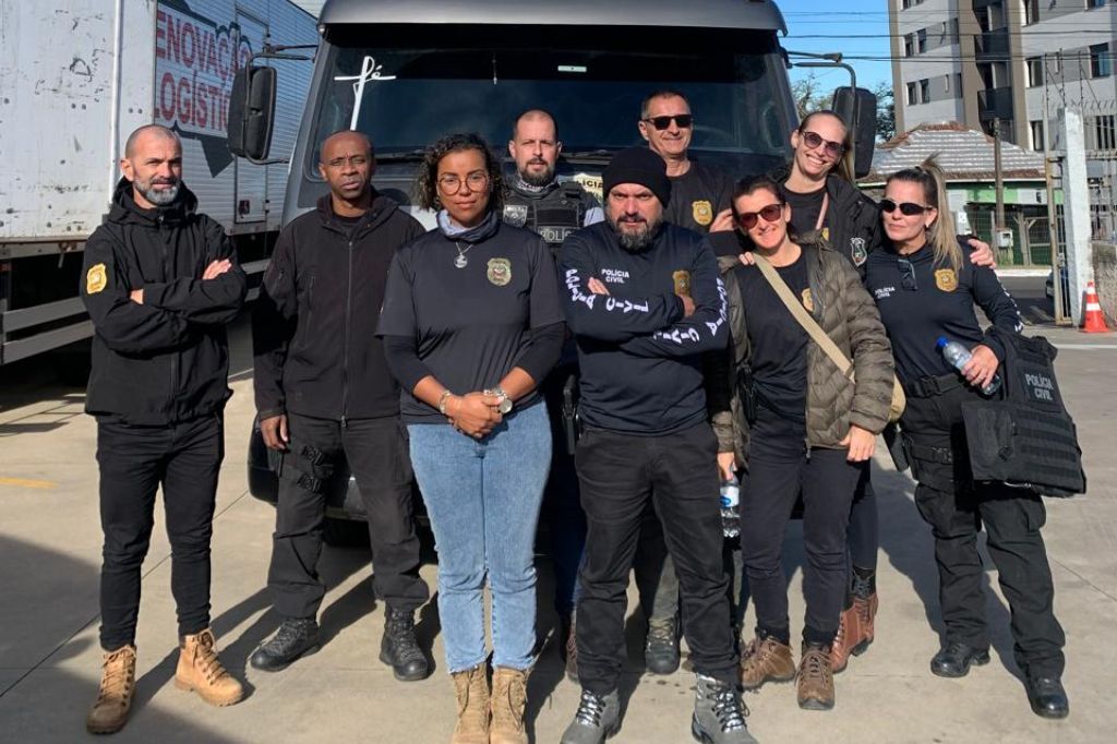 Policiais Voluntários Organizam Ação de Solidariedade em Meio a Enchentes no Rio Grande do Sul