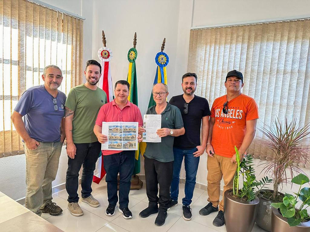 COMEÇA A REFORMA DE PRÉDIO HISTÓRICO QUE SERÁ  SEDE DA CASA DE CULTURA DO MUNICÍPIO DE PRAIA GRANDE