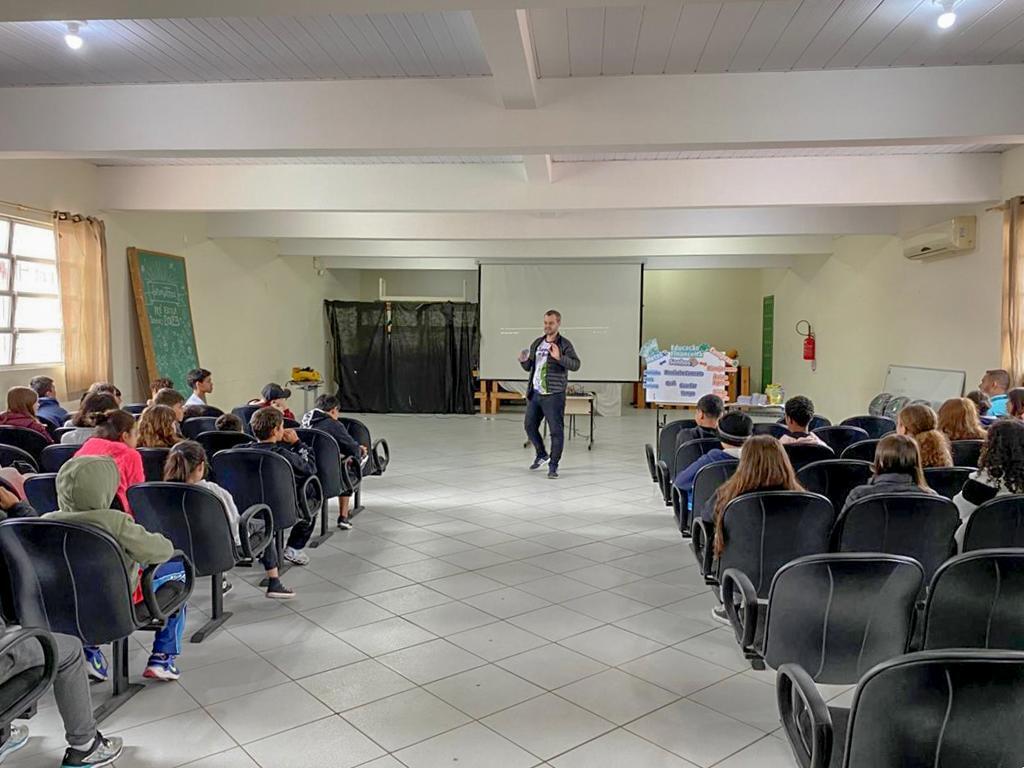 SEMANA ENEF 2024: A TURMINHA DO SULCA  INTENSIFICA PALESTRAS DE EDUCAÇÃO FINANCEIRA