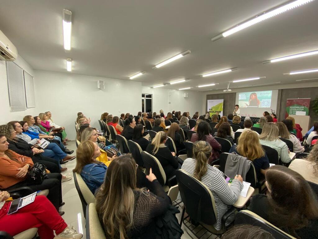 Caravana da Inclusão da Mulher na Política: evento incentiva participação feminina nas eleições de 2024