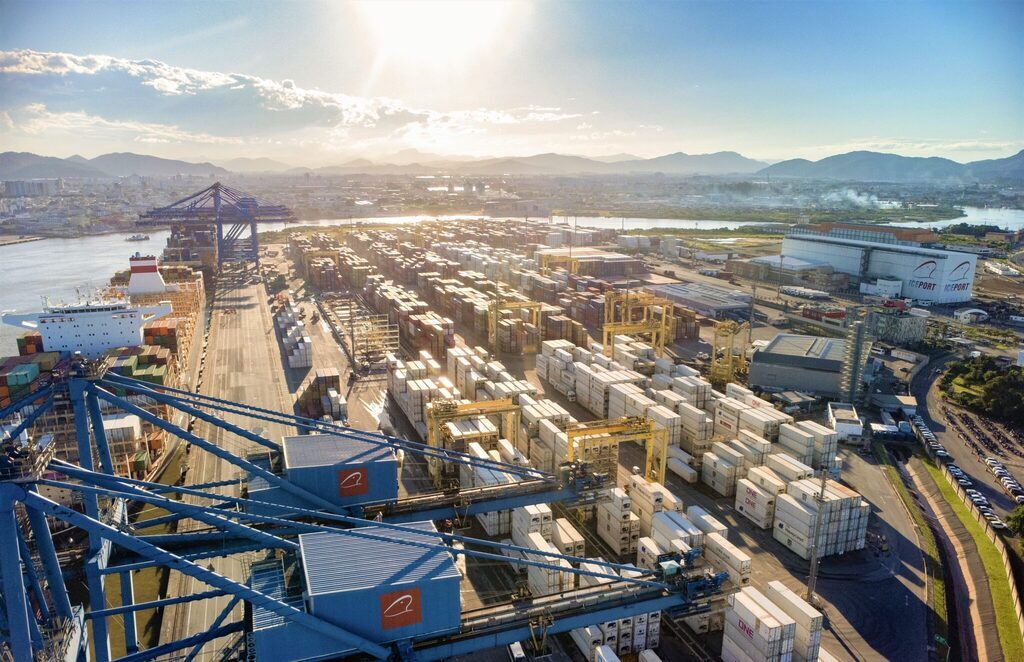 Portonave/Divulgação - EUA seguem como principal destino das exportações de SC; China se mantém como principal origem. (Foto: Portonave/Divulgação) EUA seguem como principal destino das exportações de SC; China se mantém como principal origem.