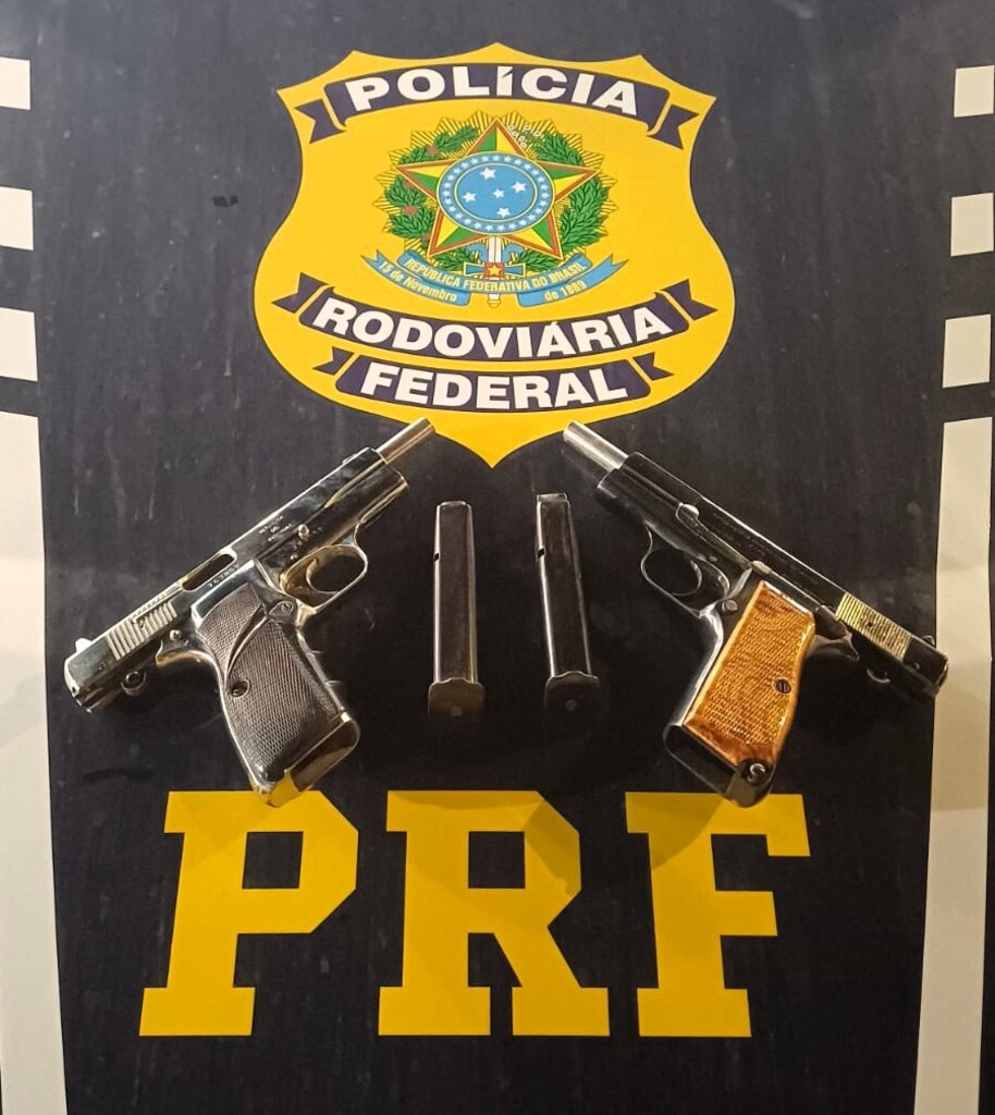 PRF localiza duas pistolas escondidas dentro de pneu estepe na BR-480