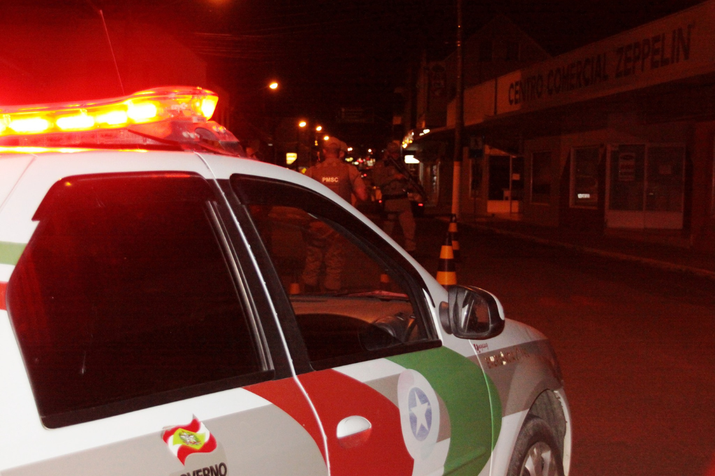 Homem é preso em flagrante durante tentativa de furto no centro de Imbituba