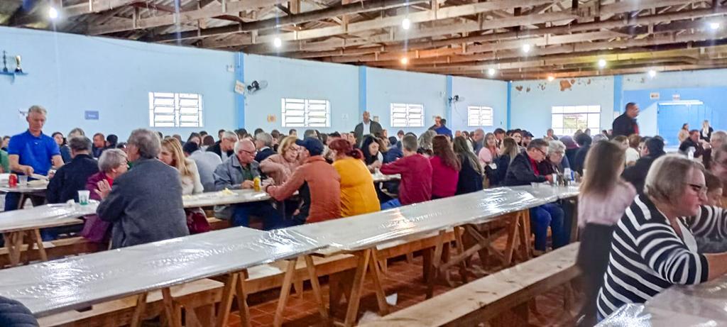 COMUNIDADE DE NOVA FÁTIMA PROMOVE FESTA RELIGIOSA EM HONRA A PADROEIRA EM SÃO JOÃO DO SUL