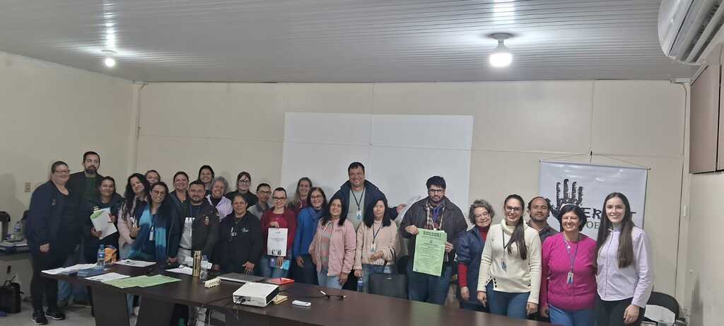 TRABALHADORES EM SAÚDE PARTICIPAM DE CURSO DA NR32.