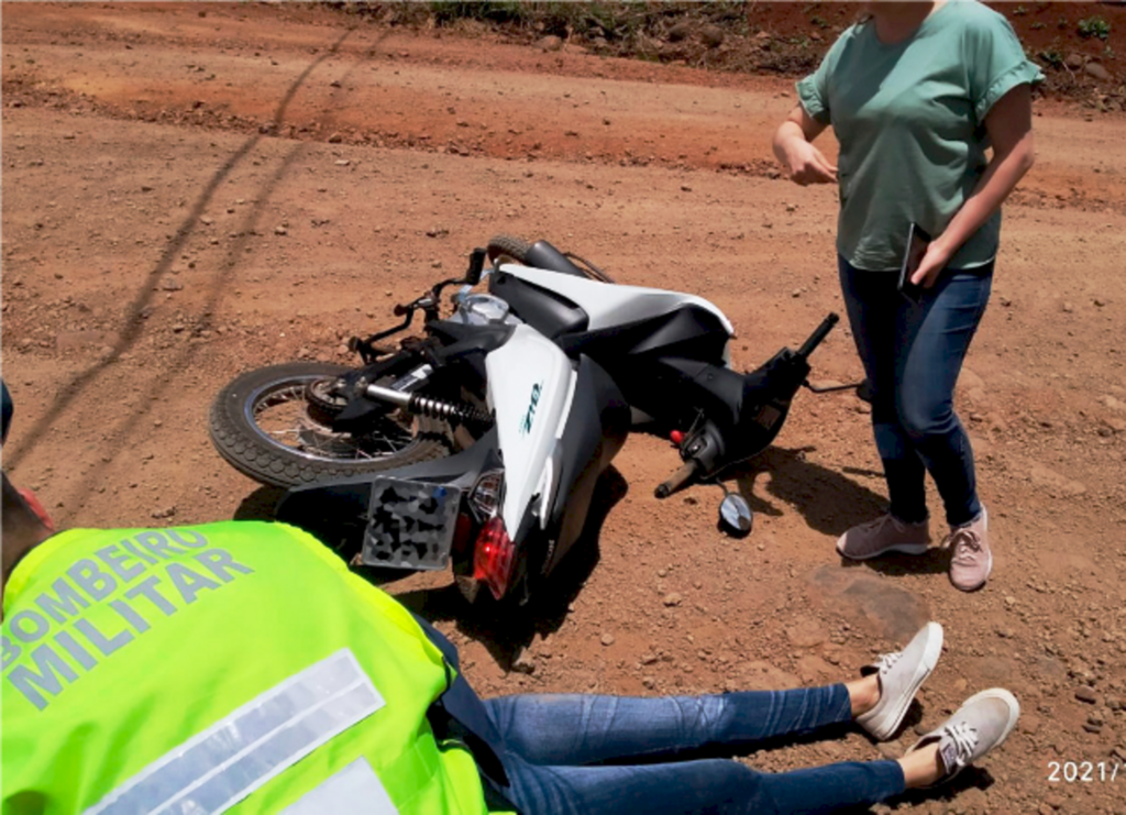 Queda de motociclista