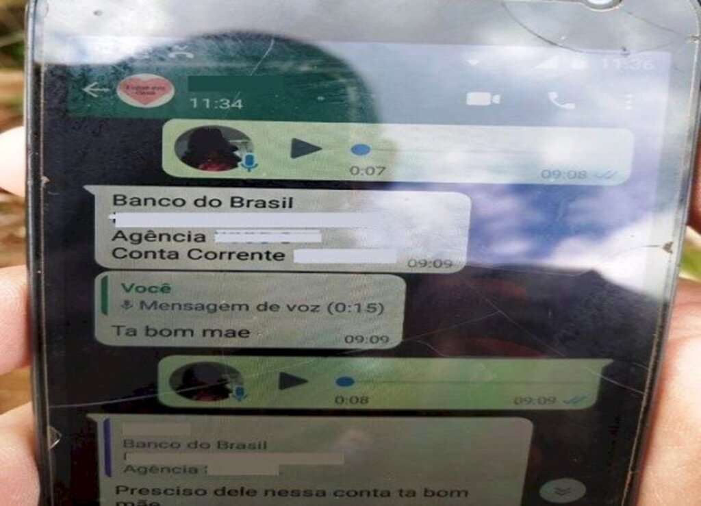 Idosa cai em golpe do WhatsApp