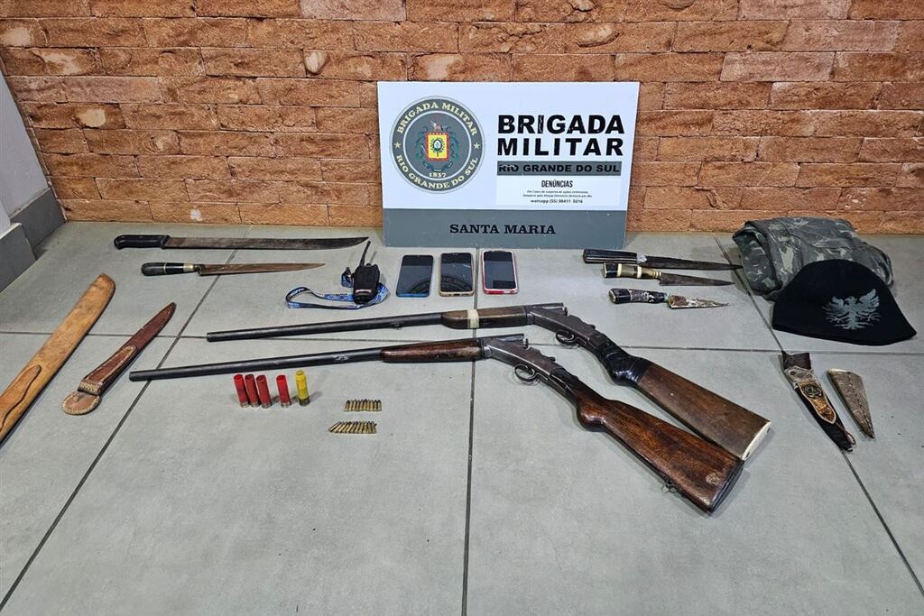 Foto: Brigada Militar - Material foi apreendido com dois suspeitos em São Martinho da Serra