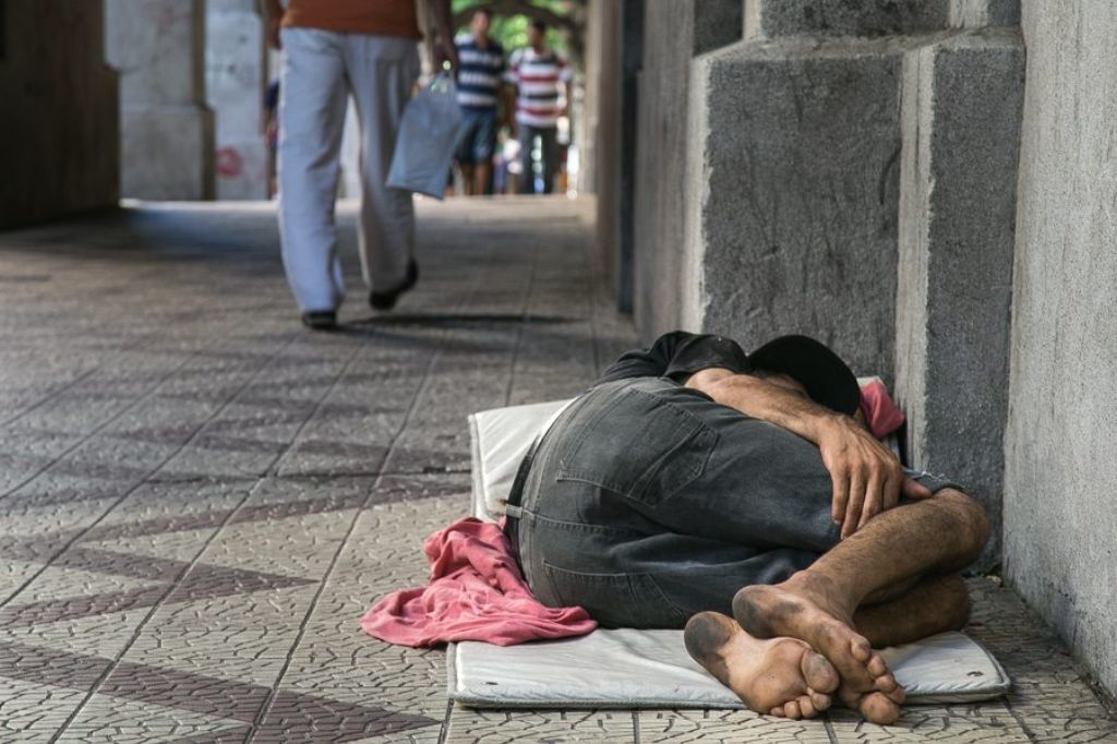 População em situação de rua deve aumentar no RS devido as enchentes