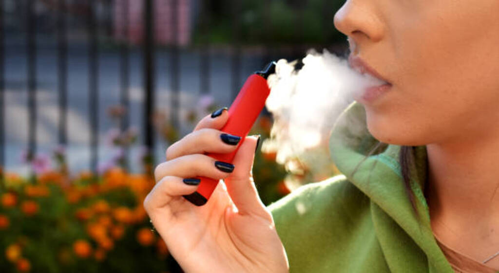 Ministério da Saúde lança campanha de prevenção ao uso de cigarros eletrônicos
