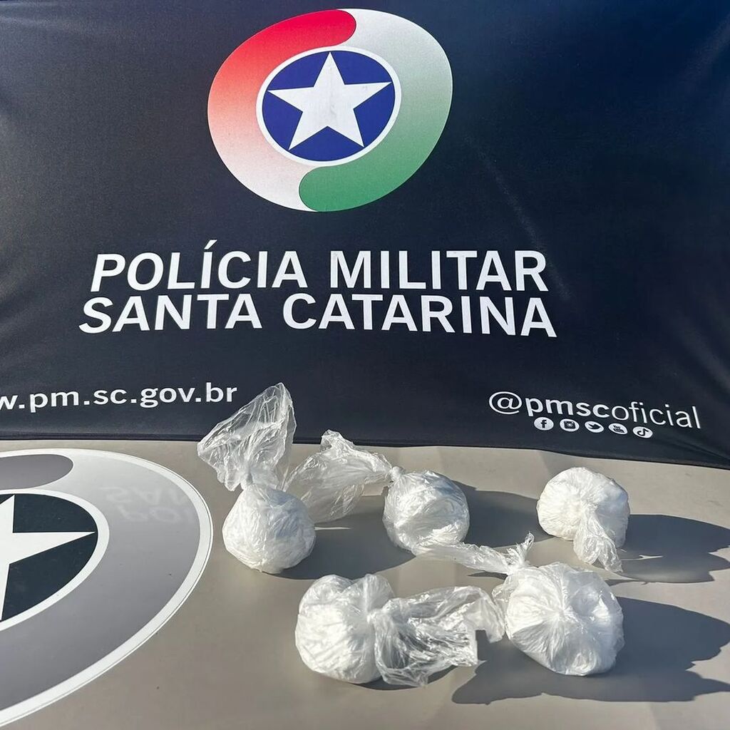 Polícia Militar prende três homens por tráfico de drogas em Lages