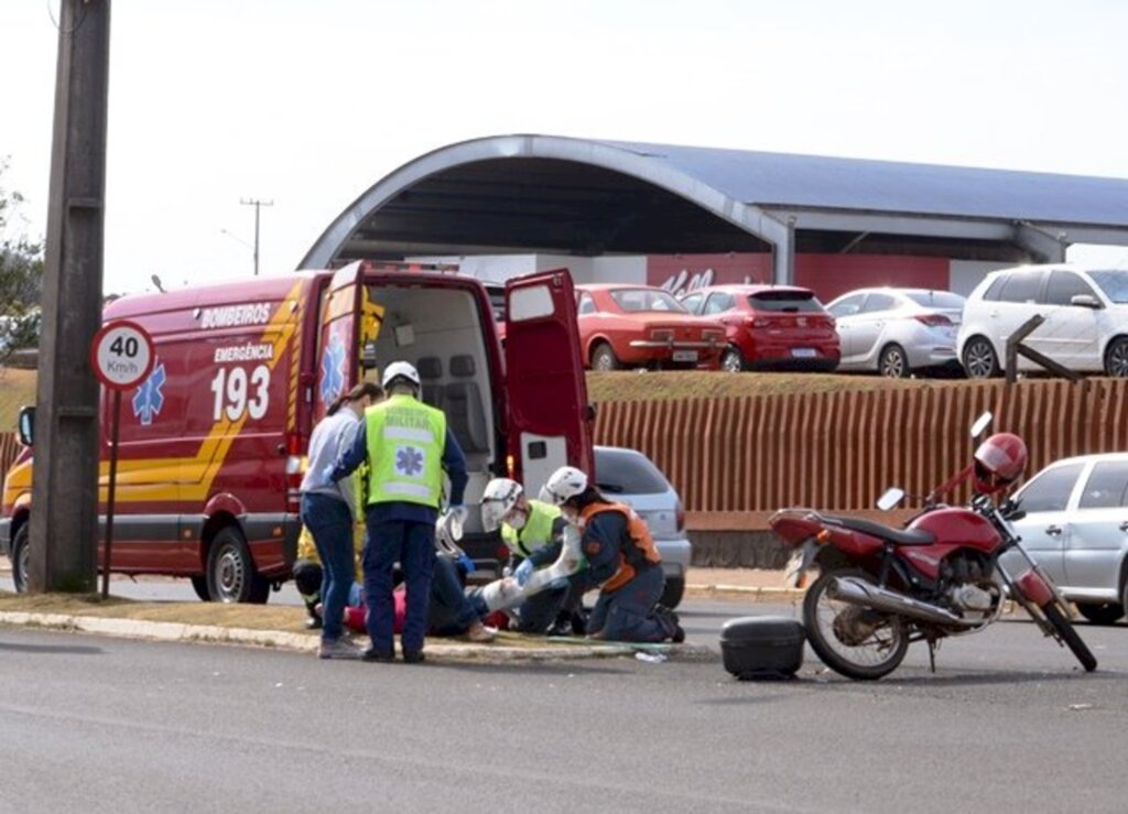 Motociclista ferido