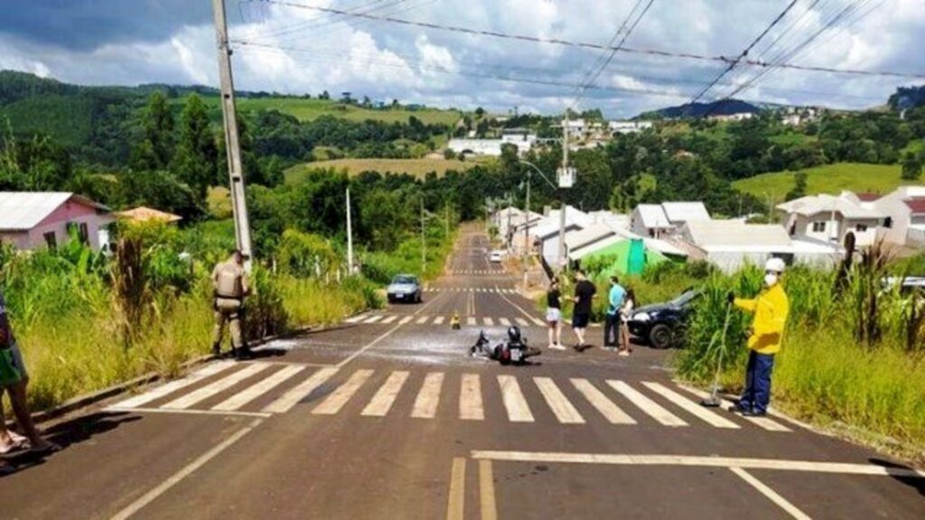 Motociclista ferido