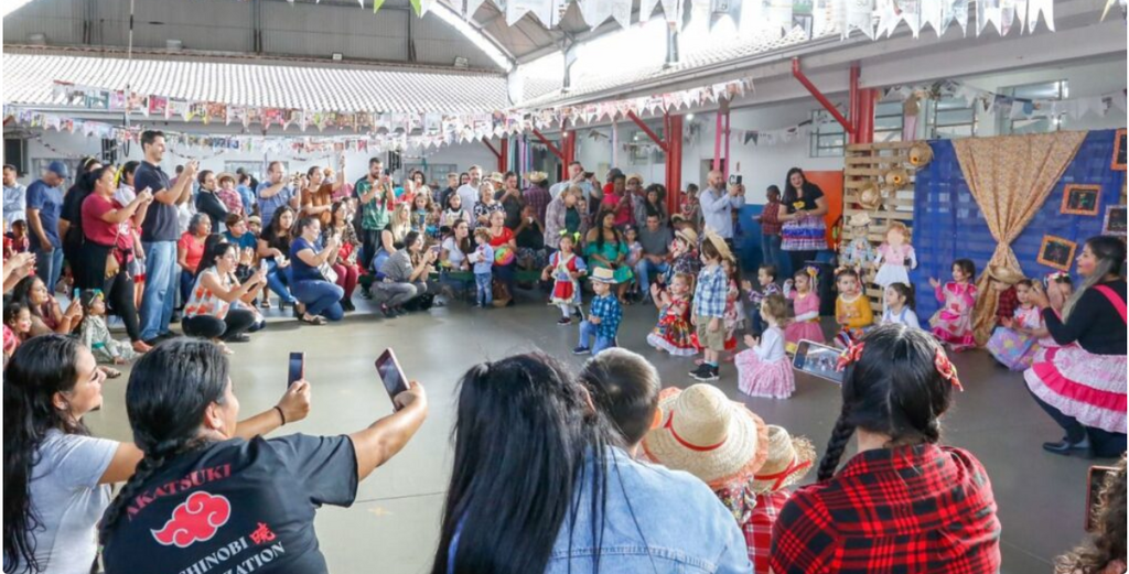 Mais de 100 festas juninas estão confirmadas no calendário de escolas municipais