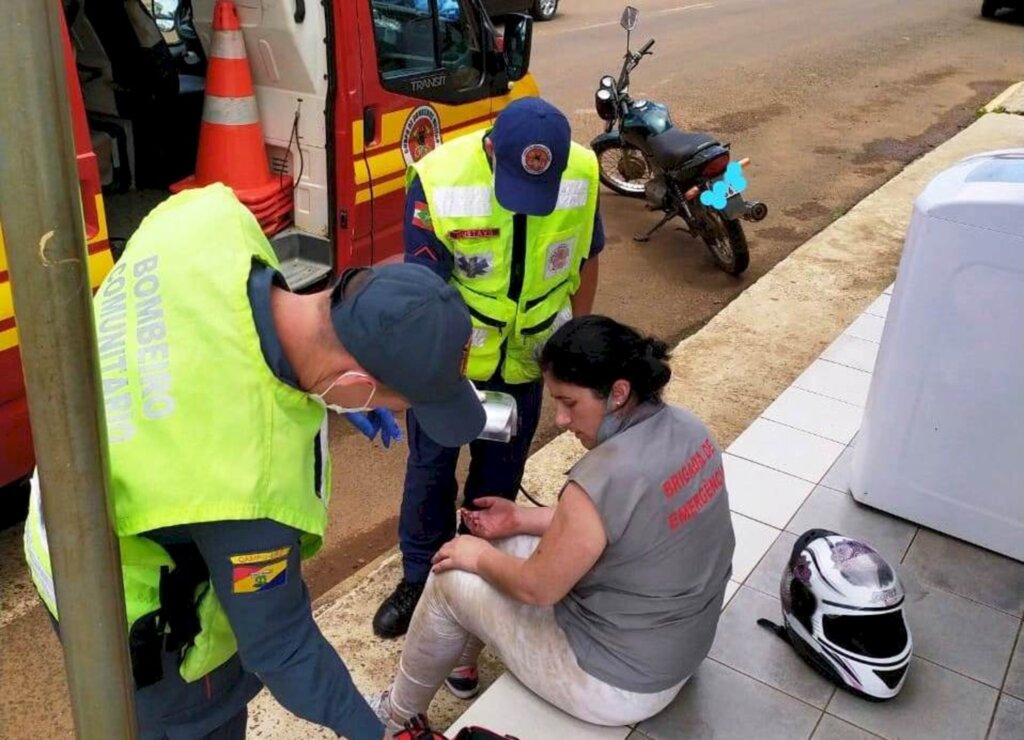 Queda de motociclista