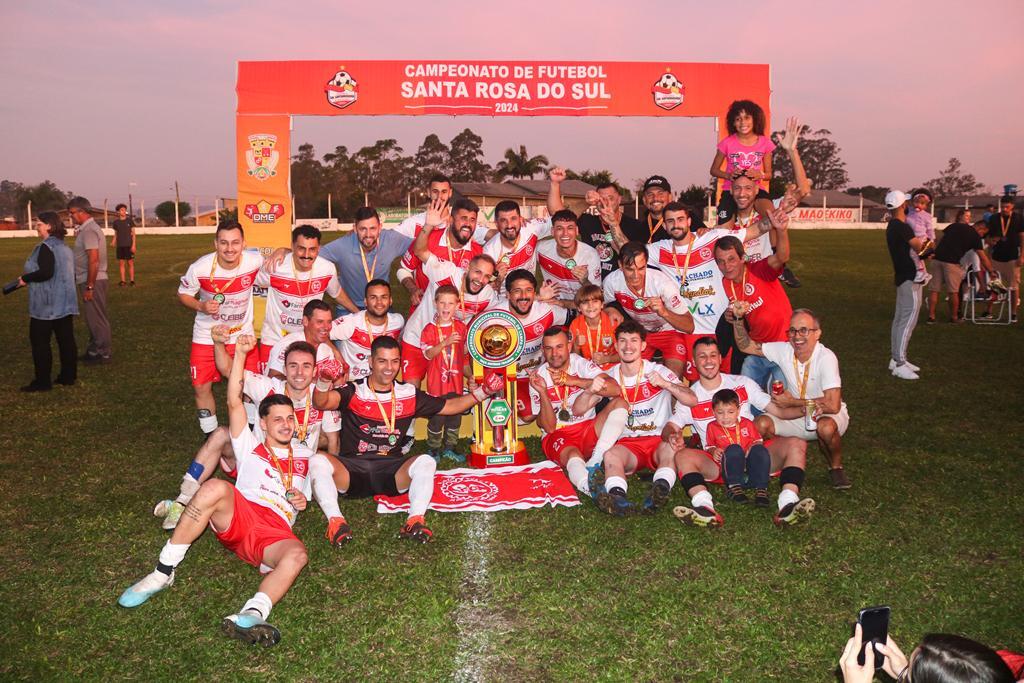SÃO CRISTÓVÃO CONQUISTA O CAMPEONATO MUNICIPAL DE FUTEBOL AMADOR EM SANTA ROSA DO SUL