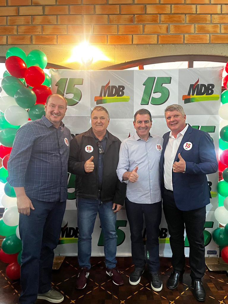  - Foto legenda Aldo Azevedo / jornalista de O TEMPO jornal de fato – Deputado e presidente da Alesc, Mauro De Nadal, Israel Casagrande do município de Ouro, Valdir Cobalchini e o pré-candidato a prefeito do MDB de Ouro, Djonykiel Iwandro Morosini.