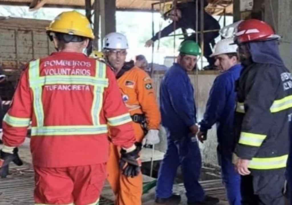 Foto: Bombeiros Voluntários de Tupanciretã - Vítima foi encontrada soterrada a oito metros de profundidade