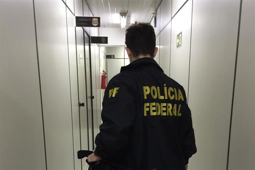 Foto: Polícia Federal - Mandado de busca e apreensão foi realizado em uma residência no Bairro Pinheiro Machado, em Santa Maria