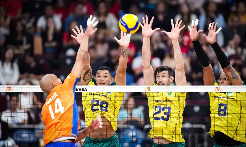 Brasil vence Holanda de virada na Liga das Nações de Vôlei Masculino