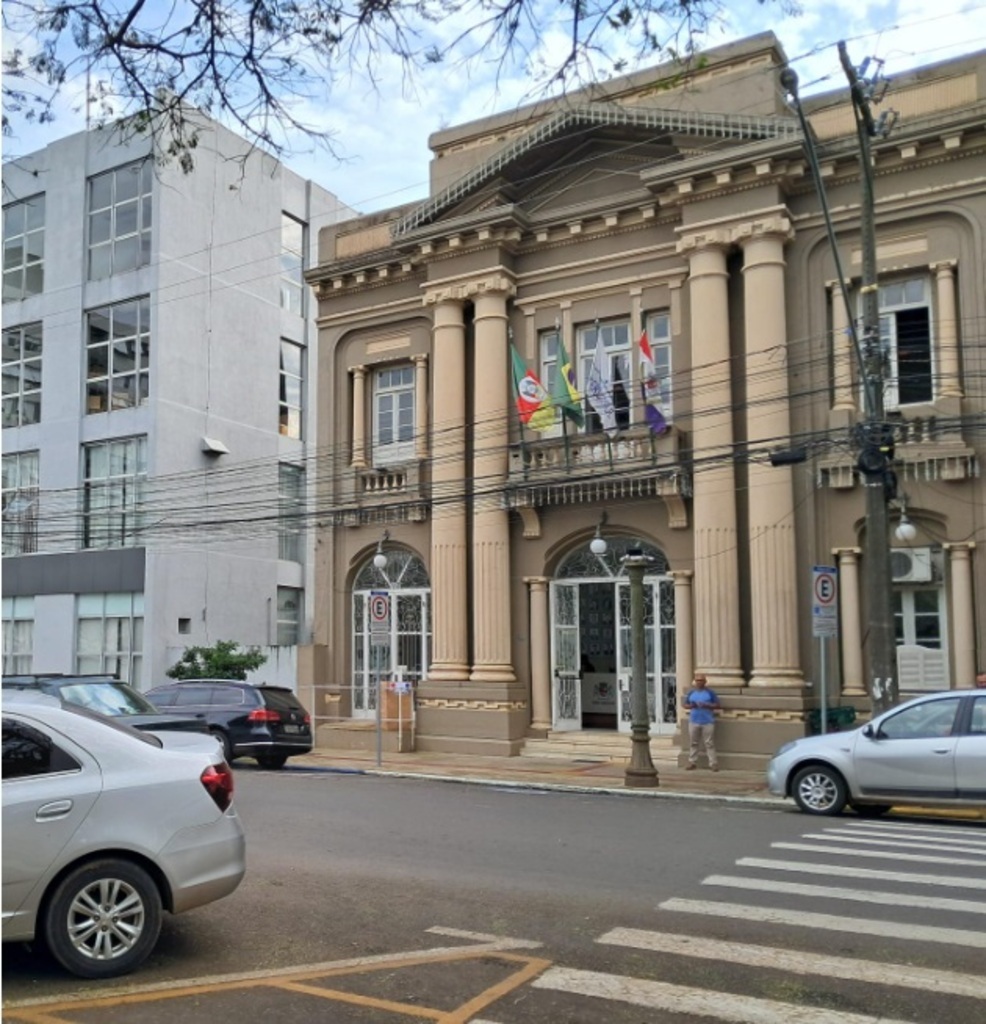 Câmara de Uruguaiana analisa plano de carreira da Guarda Municipal