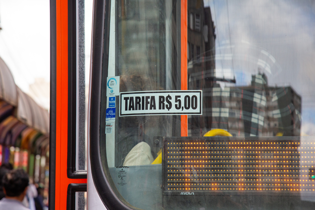 título imagem R$ 23 milhões: esse será o custo para manter tarifa de ônibus em R$ 5 até dezembro
