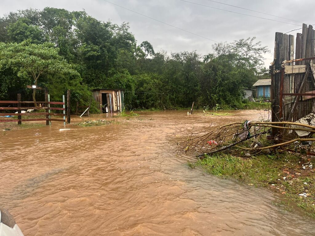 Defesa Civil Nacional vistoria áreas afetadas pelas enchentes em Santa Maria para liberar auxílio de R$ 5,1 mil
