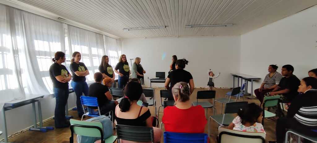 CRAS/SCFV conta com grupo de mulheres no bairro Igaras