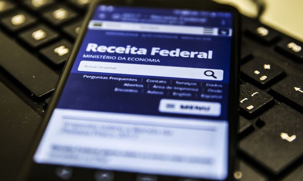 Receita Federal paga segundo lote de restituição do imposto de renda nesta sexta