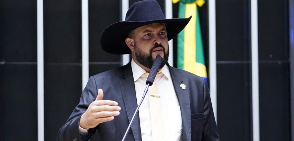 Decretada a prisão de Zé Trovão