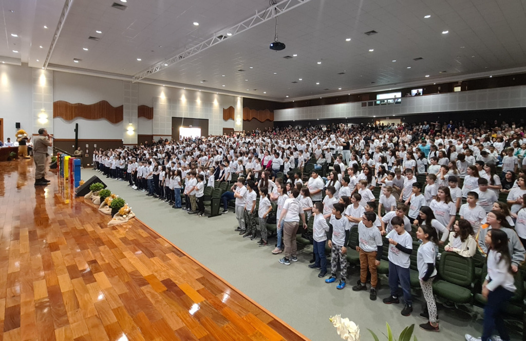 Formatura do Proerd envolve mais de 570 estudantes de São Miguel do Oeste