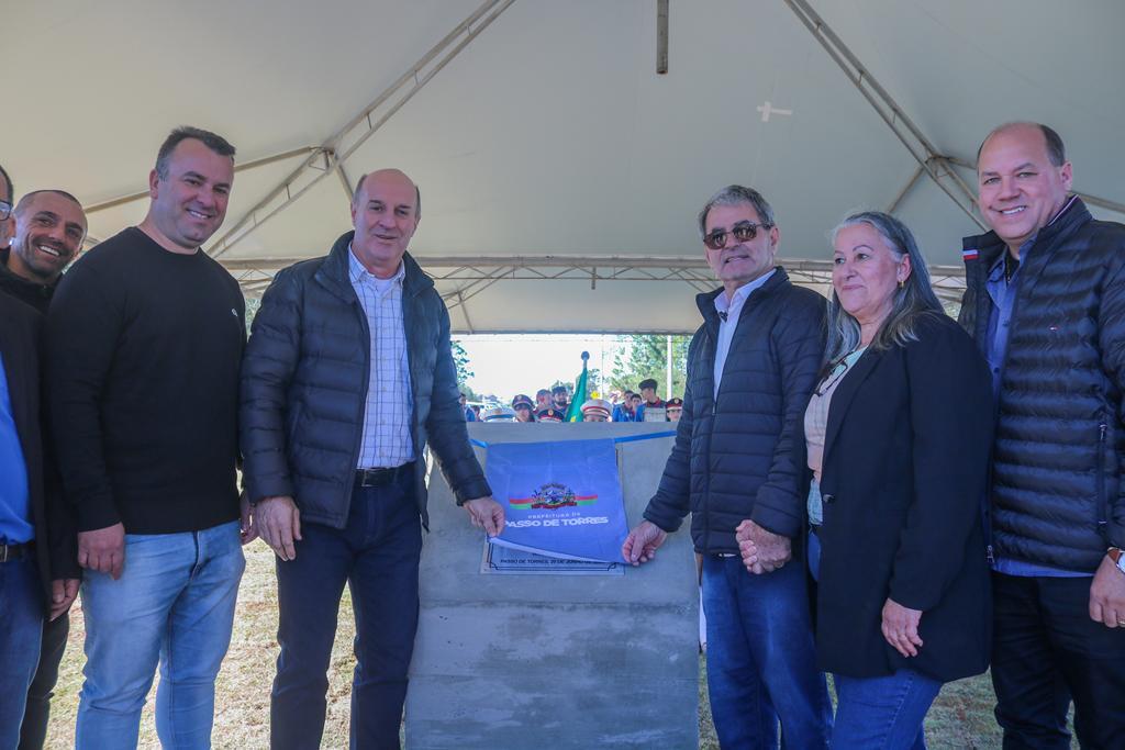 INAUGURADA A 1ª ETAPA DA PAVIMENTAÇÃO  DO ACESSO BR-101 À BELLATORRES