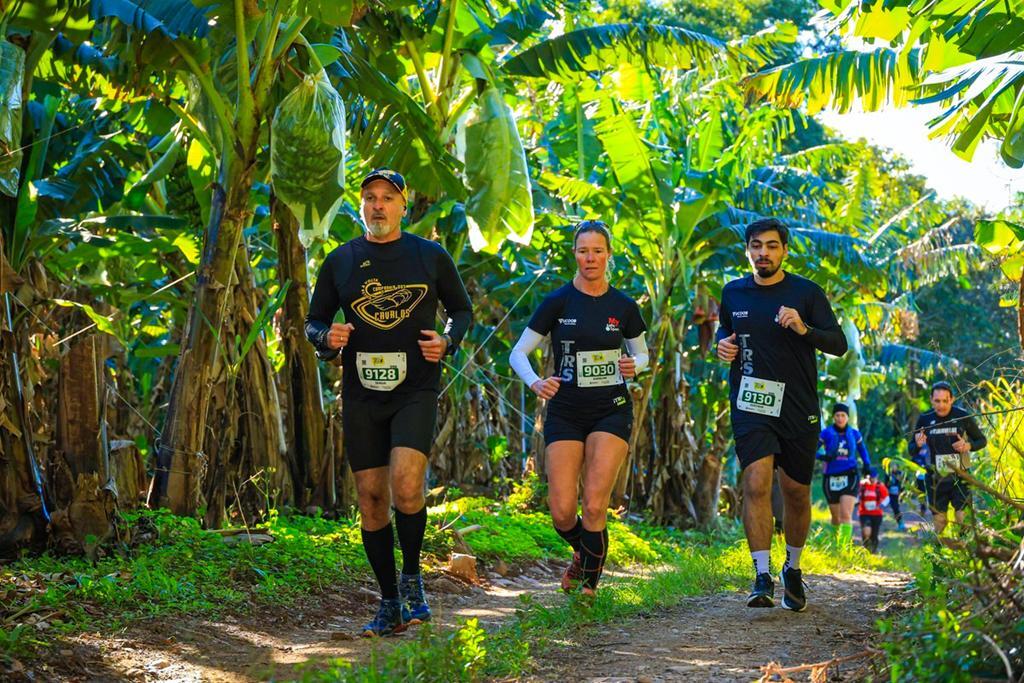 CORRIDA EM TRILHA REÚNE 300  COMPETIDORES EM MORRINHOS DO SUL