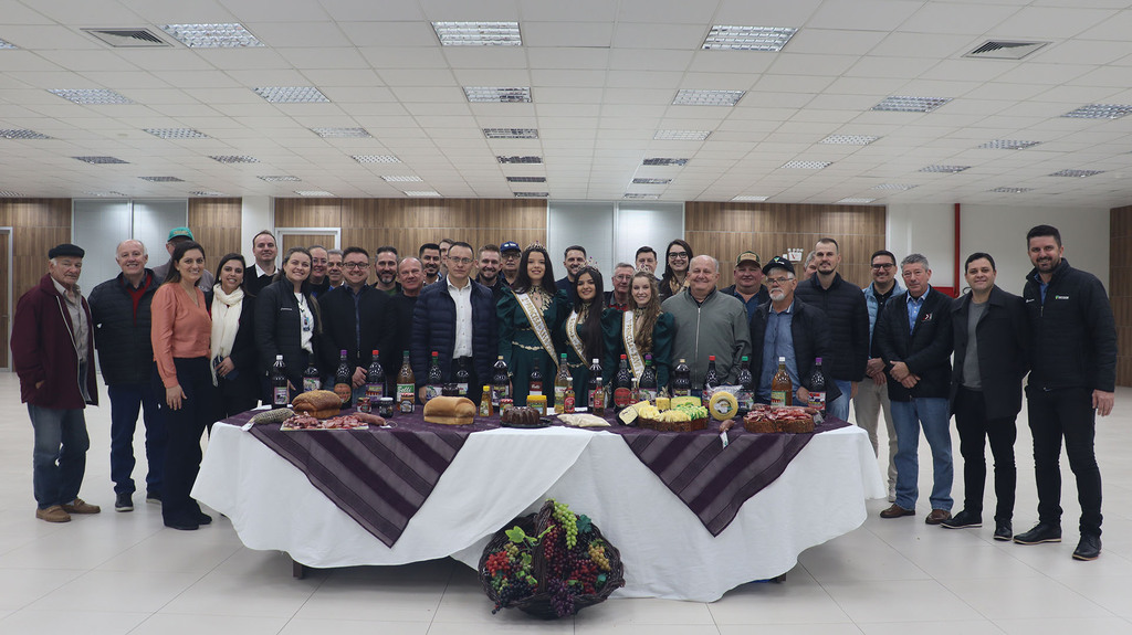 Festa do Vinho e do Queijo é lançada na sede administrativa do Sicoob São Miguel