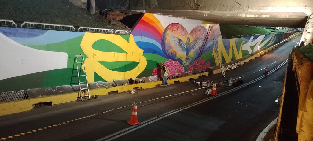 Projeto irá colorir a rodoviária de Santa Maria e fará mural e oficinas em escolas no município