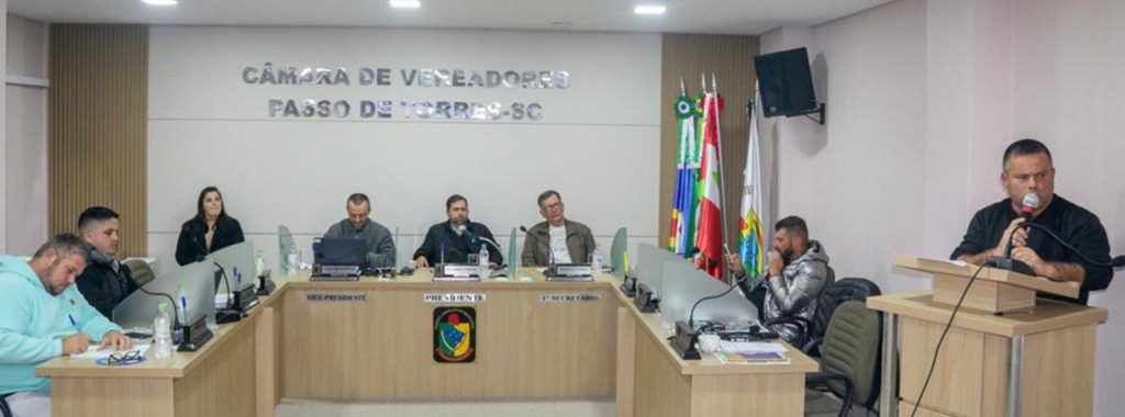 CÂMARA DE VEREADORES DE PASSO DE TORRES REALIZA A ÚLTIMA SESSÃO ORDINÁRIA ANTES DO RECESSO PARLAMENTAR