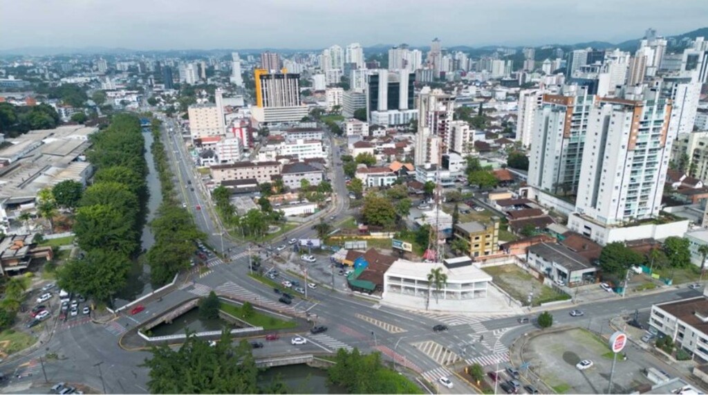 Prefeitura de Joinville lança edição de 2024 do Joinville Cidade em Dados